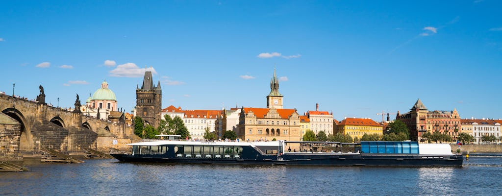 Bootsfahrt mit Mittagessen in Prag