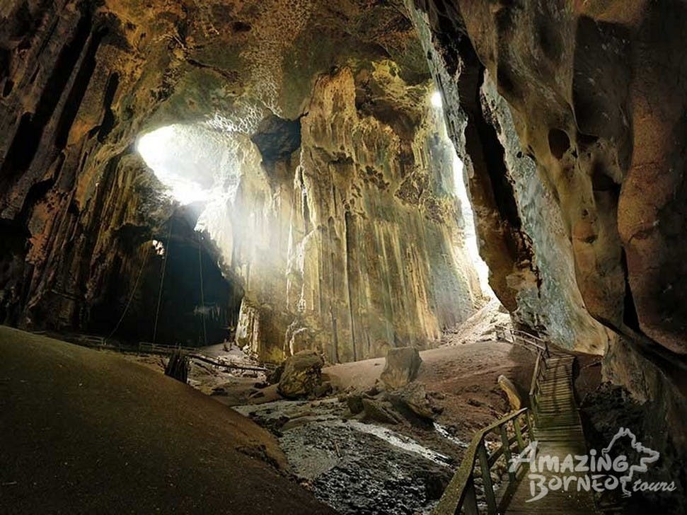 Gomantong Cave And Kinabatangan River Cruise | Musement