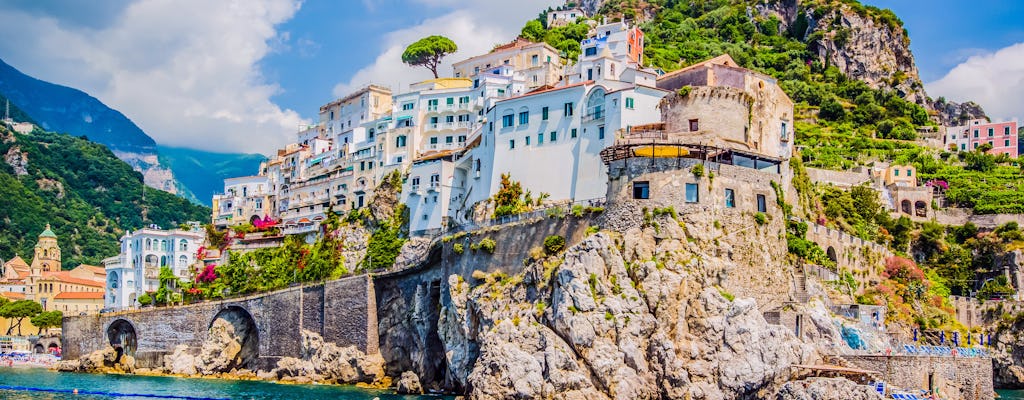 Excursión privada en barco por la costa de Amalfi desde Sorrento