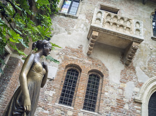 Romeo and Juliet Guided Walking Tour in Verona