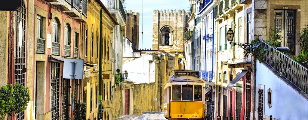 Recorrido de 1 hora en tuk tuk por el casco antiguo de Lisboa