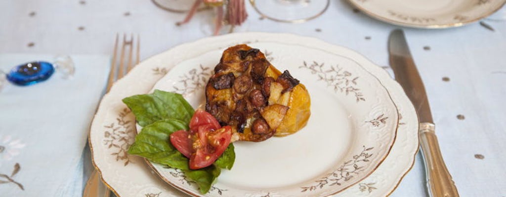 Wycieczka po rynku, lunch lub kolacja oraz pokaz gotowania w domu Cesariny w Neapolu