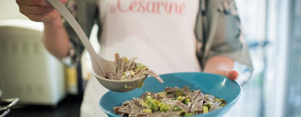 Clase de cocina y degustación en la casa de un Cesarina en Milán.