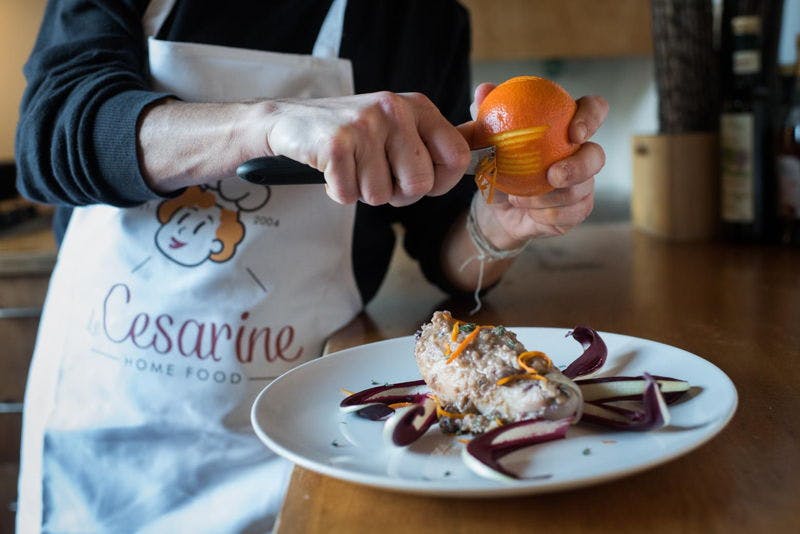 Lunch or dinner and cooking show at a Cesarina's house in Venice