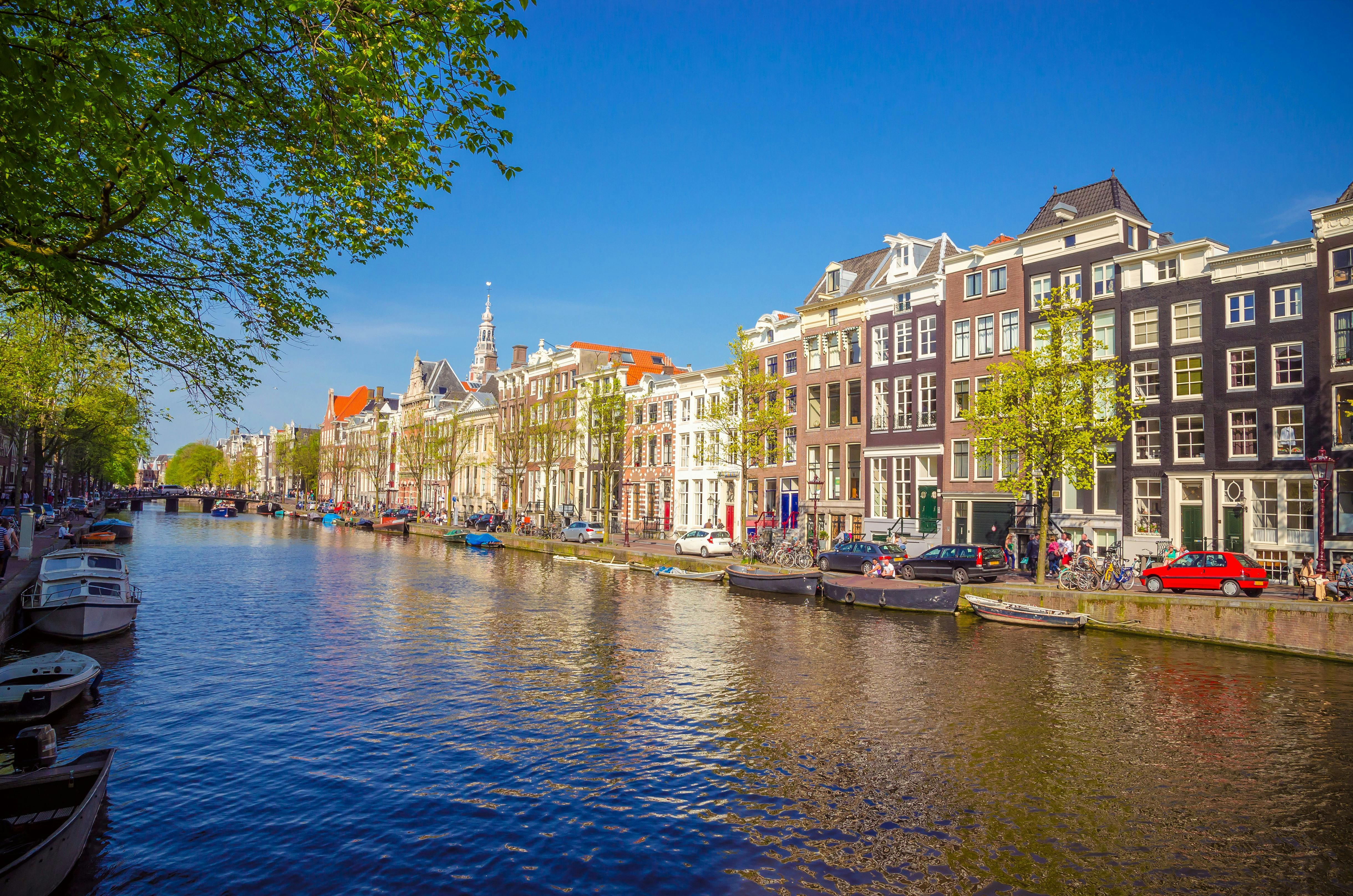 canal cruise amsterdam