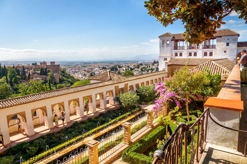 Billets coupe-file pour l'Alhambra et Généralife et visite ...
