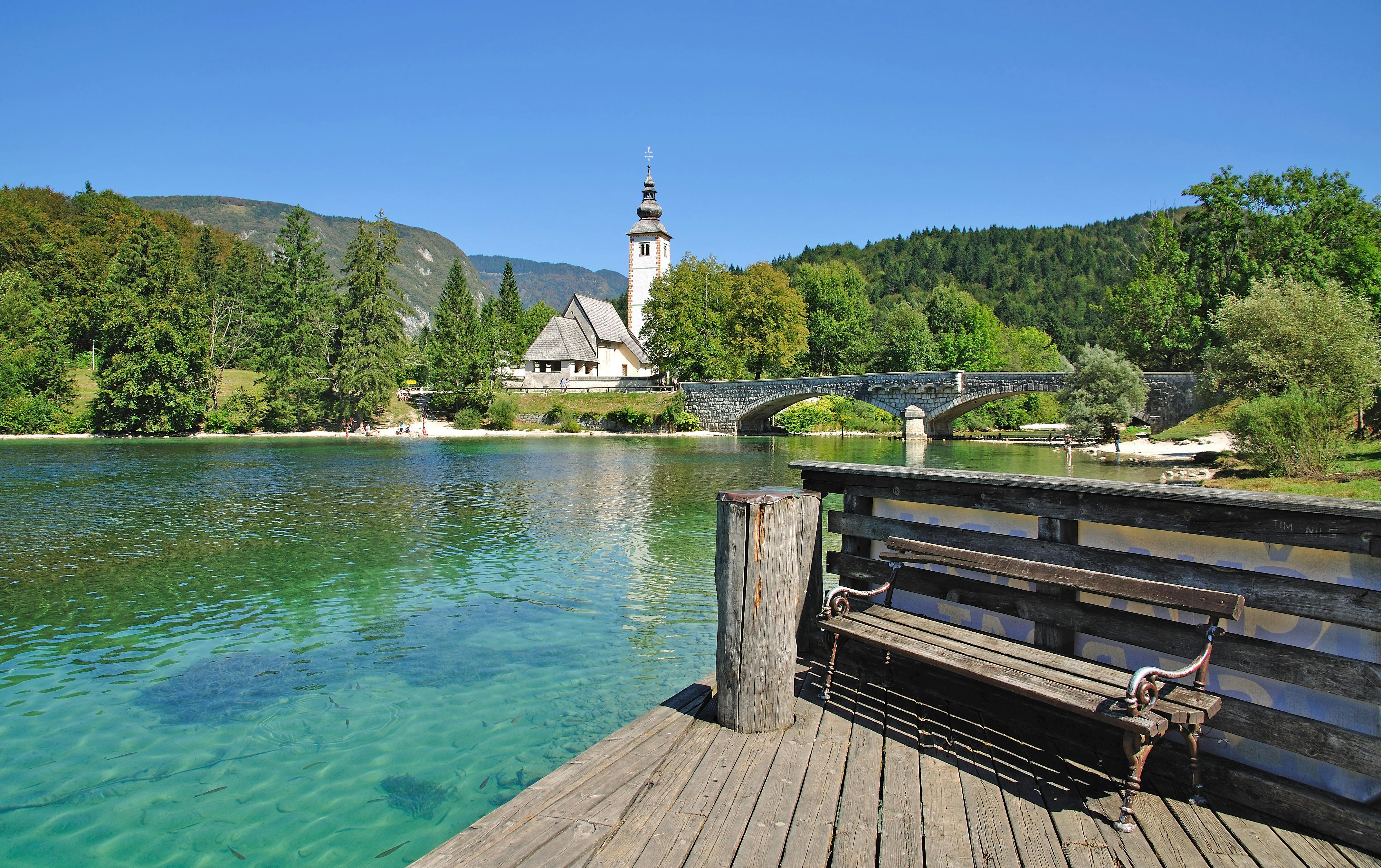 Passeio pelo Lago Bled e Bohinj além dos Lagos Alpinos