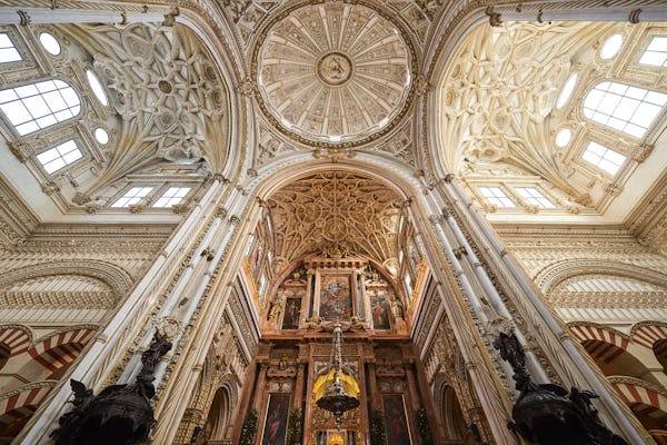Visita guiada a la Mezquita-Catedral de Córdoba y a la Judería en grupos pequeños