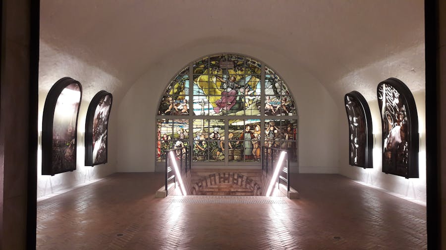 Private Champagne experience at Dom Pérignon with 2-star Michelin lunch