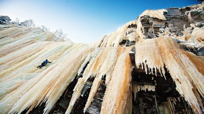 Las cascadas congeladas de Korouoma.