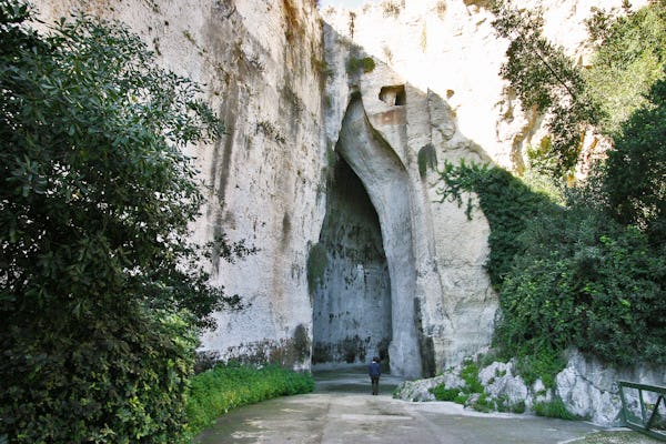 Piesza wycieczka po Neapolis, archeologicznym parku Syracuse