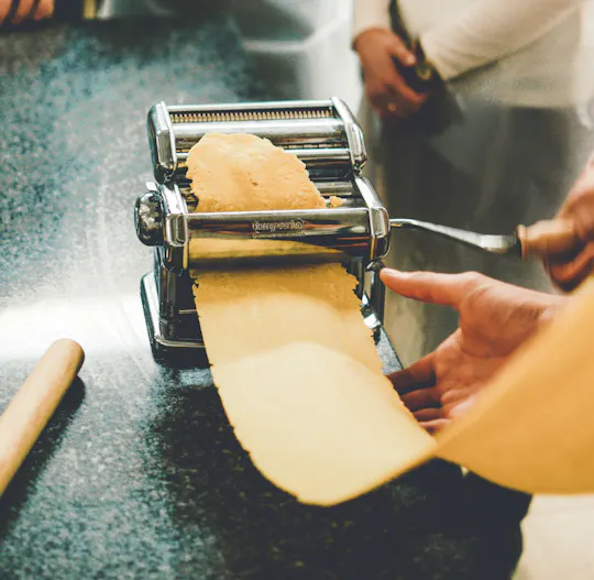 Corso di cucina toscana con cena nel centro storico di Firenze