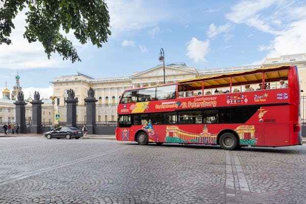 City Sightseeing hop-on hop-off bus tour of St Petersburg  with boat option