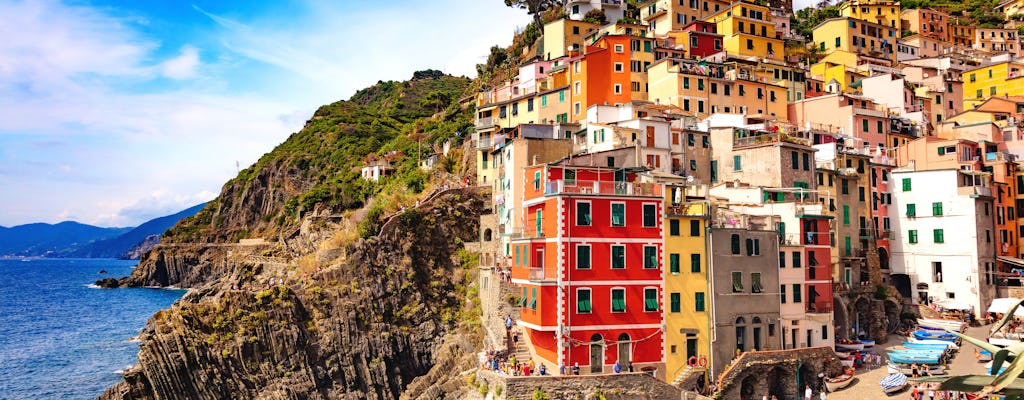 Odkrycie Cinque Terre w małej grupie VIP i ucieczka z winnicy z lunchem z owocami morza