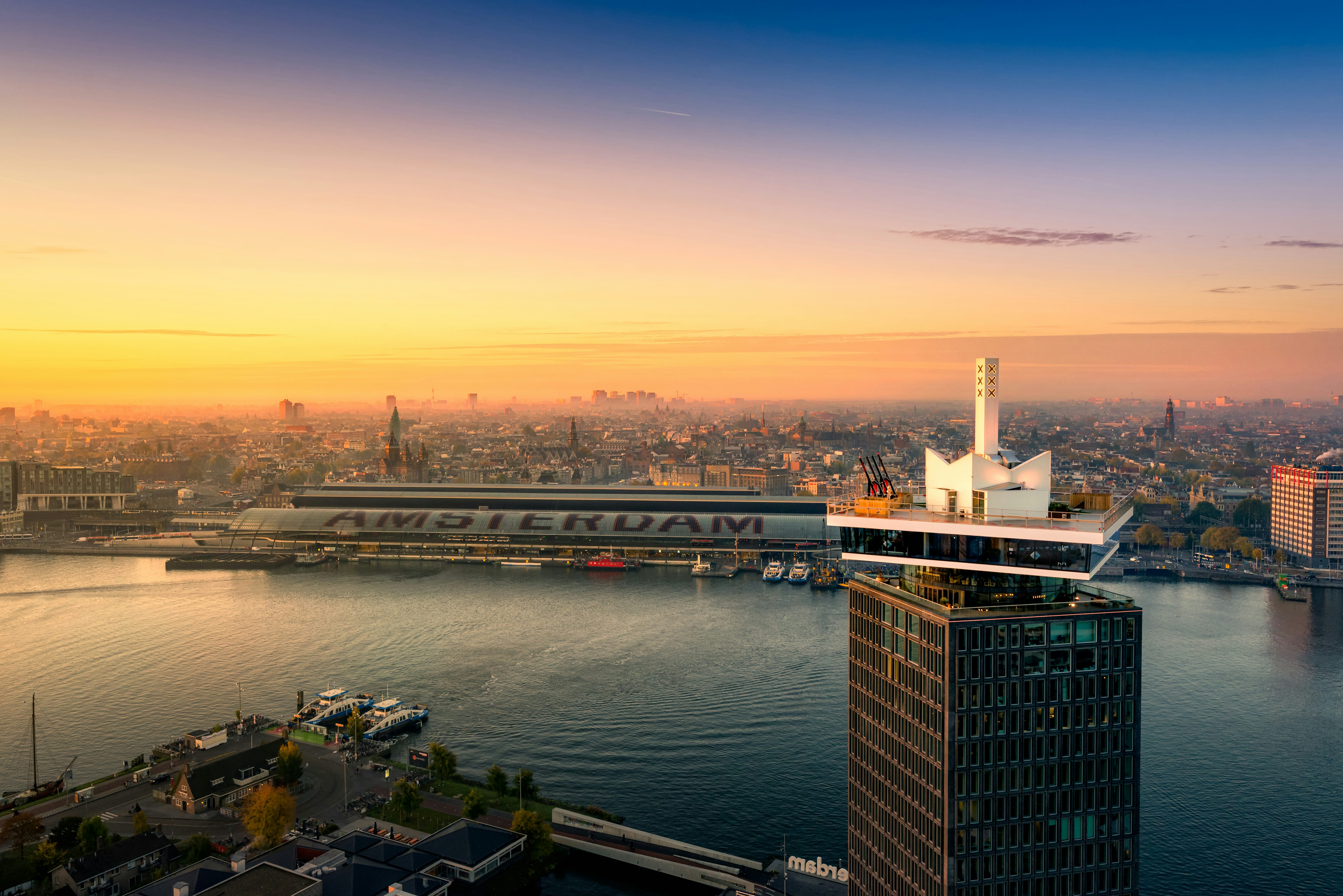A'DAM Lookout musement
