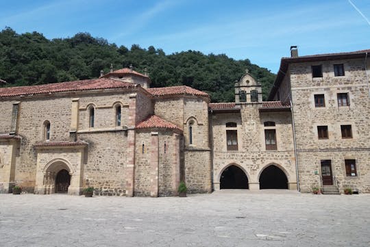 Bedevaartsdag naar het klooster van Santo Toribio de Liébana vanuit Santander