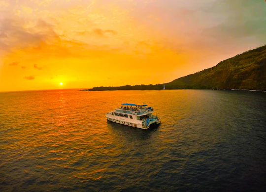 Captain Cook dinner cruise to Kealakekua Bay