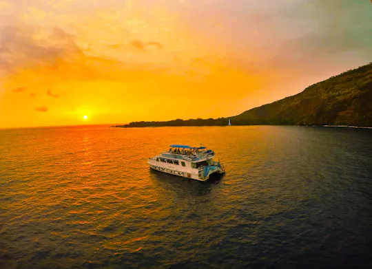 Captain Cook dinner cruise to Kealakekua Bay