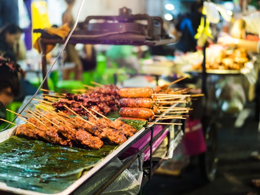 Historic Bangrak food tasting and cultural tour