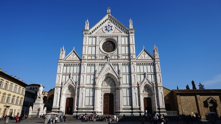 Visita a la basílica de la Santa Cruz de Florencia