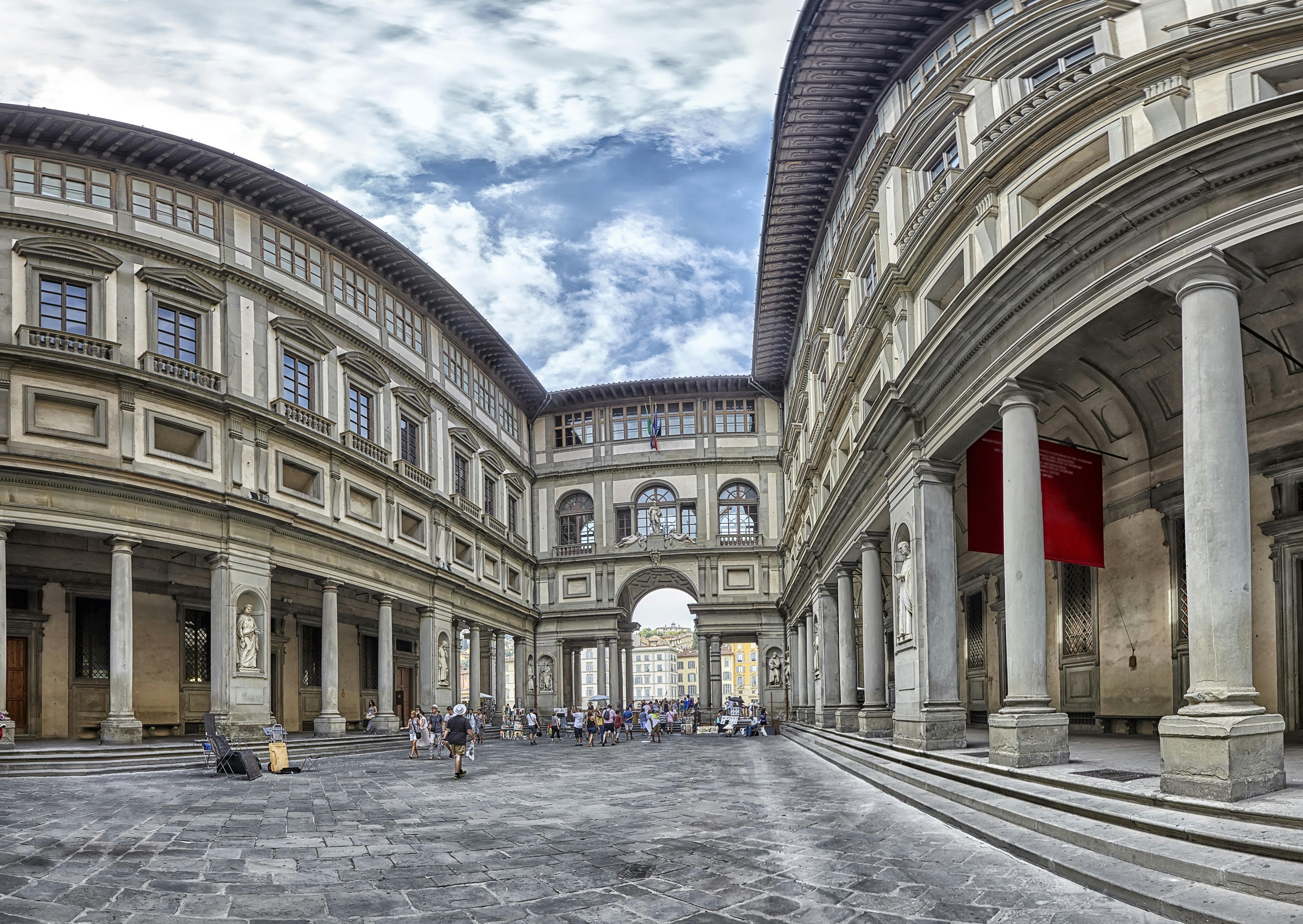 Rundvisning og spring-køen-over billetter til Uffizi-galleriet