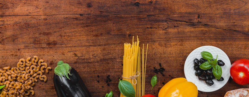 Esperienza unica pranzo o cena in cima a un albero in Umbria