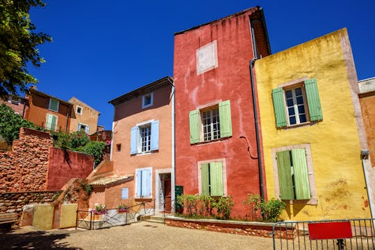 Excursion to the hidden gems and hill-top villages of Luberon