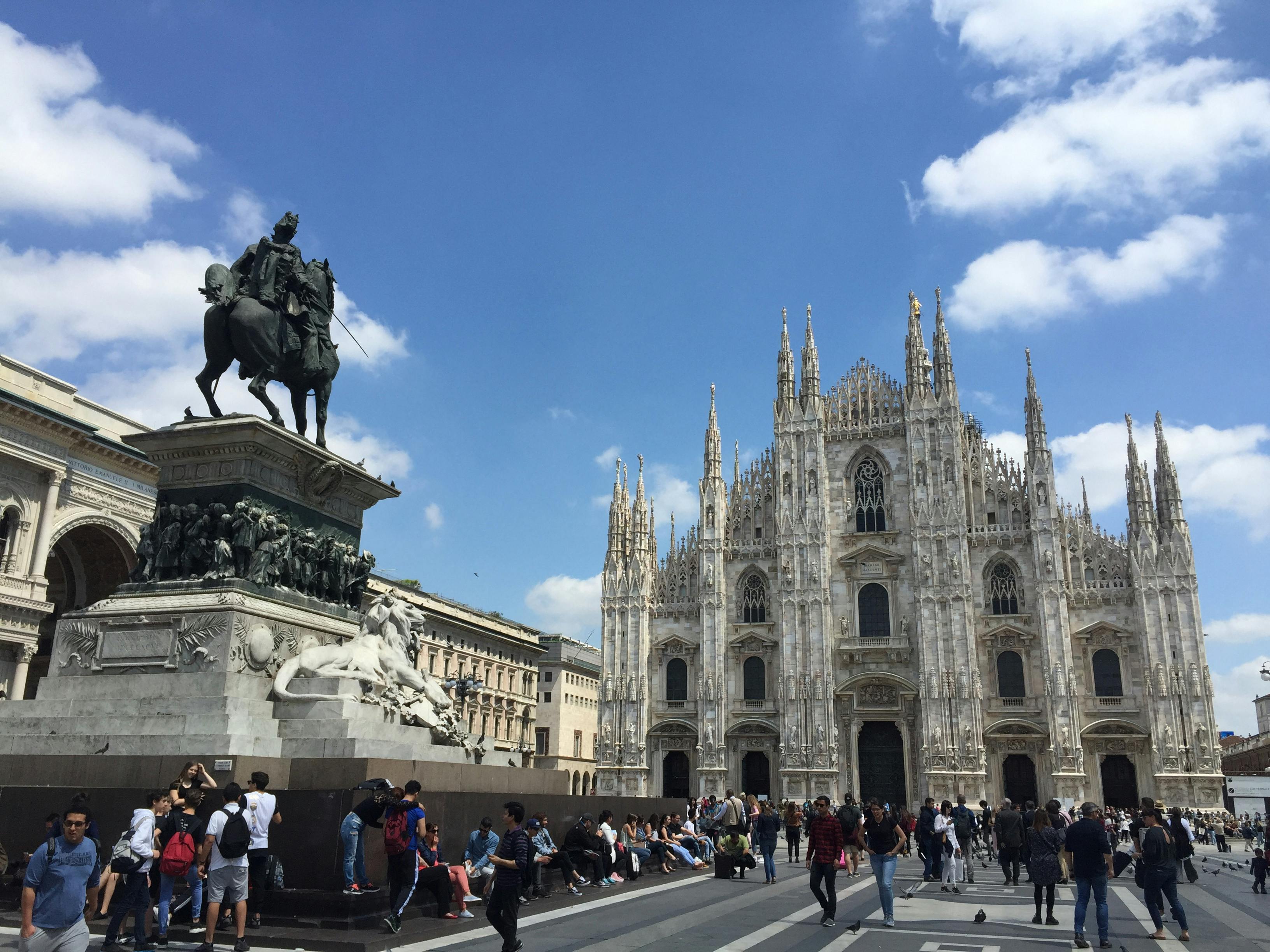 Visita guiada ao Duomo e ao Castelo Sforza