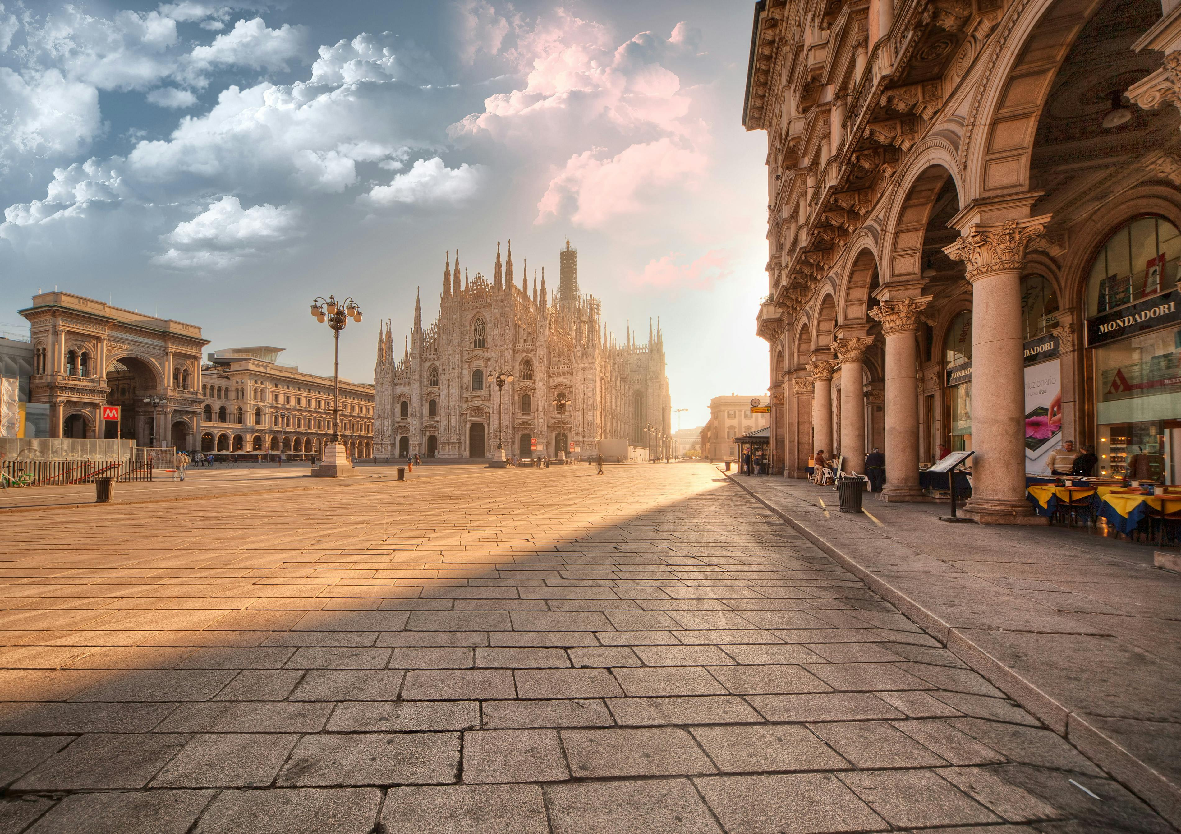 Milan by night walking tour