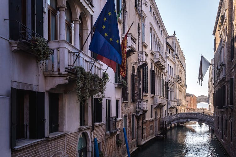 Itineraries to live Venice and its islands