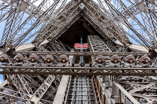 Cheap Eiffel Tower Paris Tours Ticket Prices 2019 Metatrip