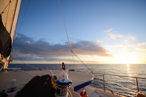 Hawajska wycieczka katamaranem na zachód słońca