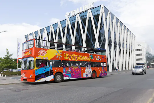 Stadstour met hop-on hop-off bus door Tallinn