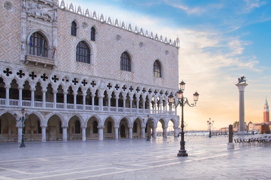 Visite à pied de Venise avec l'ancien palais royal et des billets coupe-file pour le palais des Doges