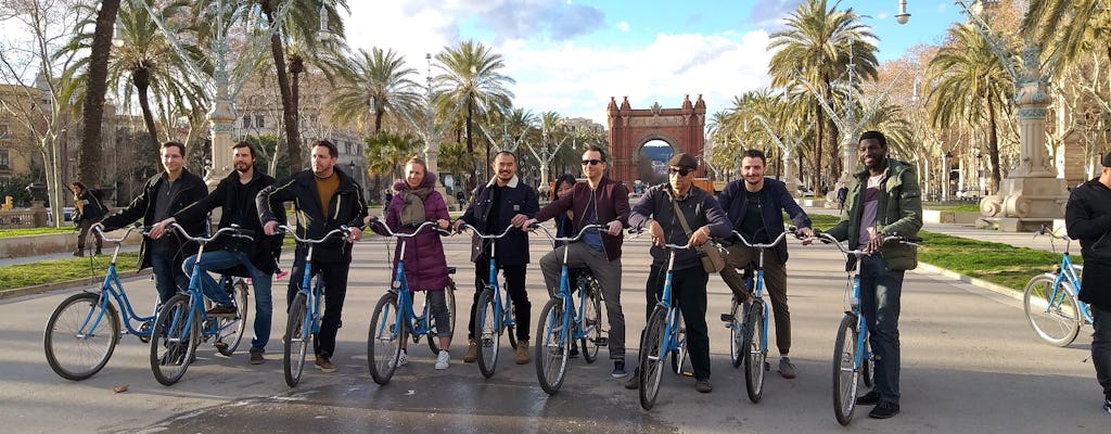 Recorrido en bicicleta del gótico al modernismo.