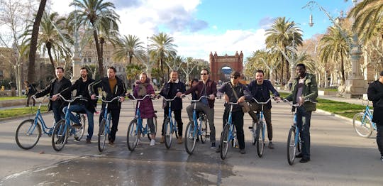 Tour in bici dal gotico al modernismo