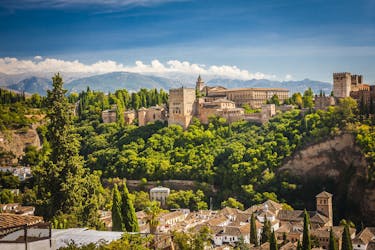 Visita por los alrededores de la Alhambra