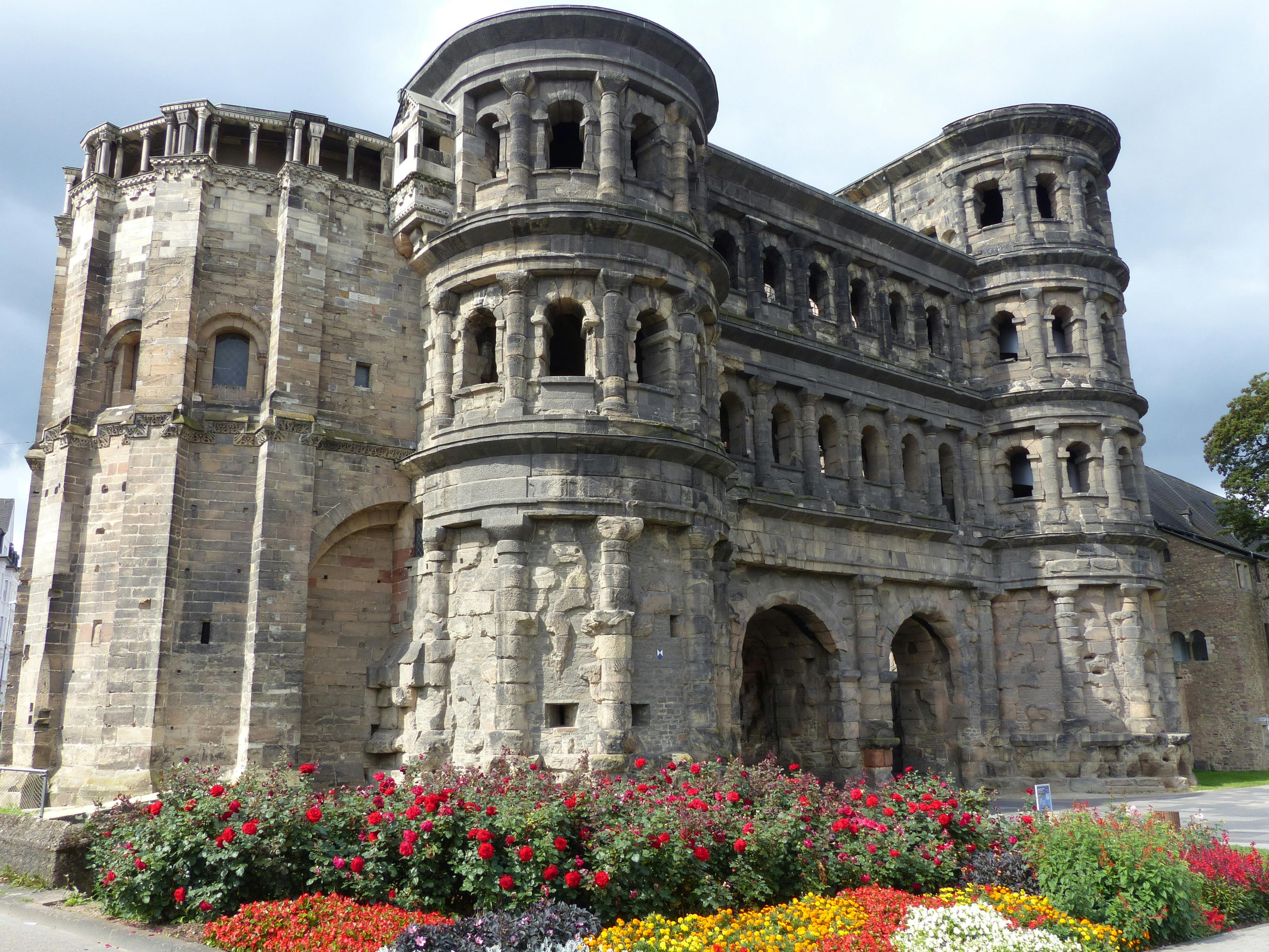 River Cruises Collection: Walking Tour Of Trier