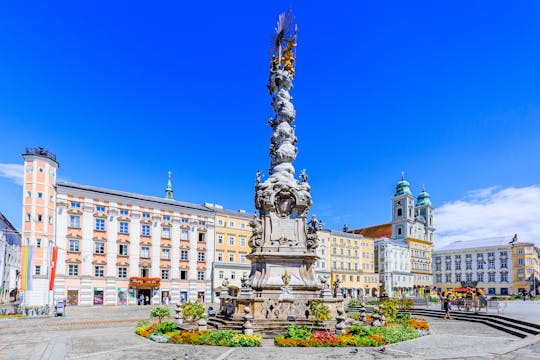 River Cruises Collection: Walking tour of Linz