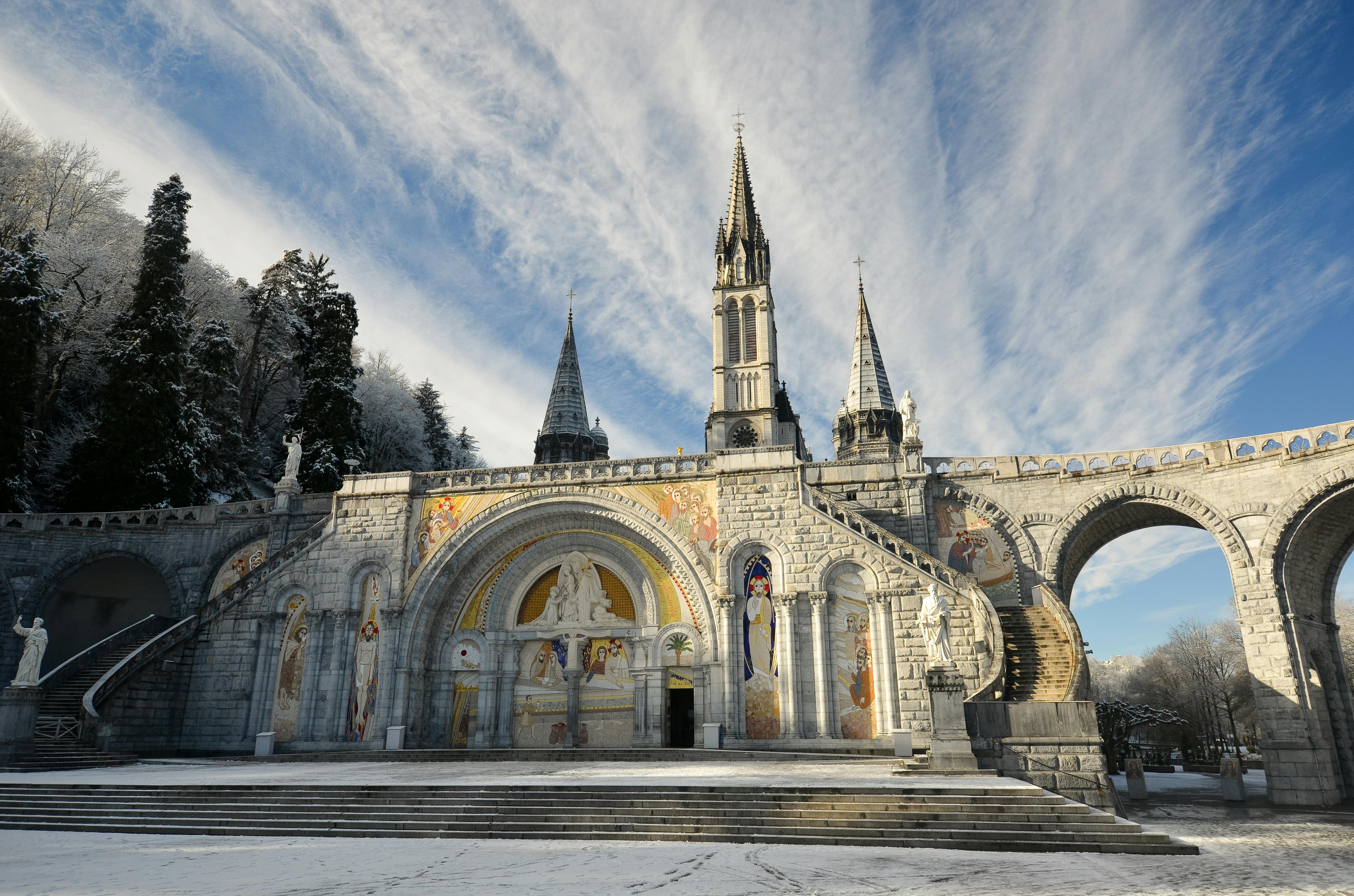 Lourdes sanctuary private day trip from Bordeaux | musement