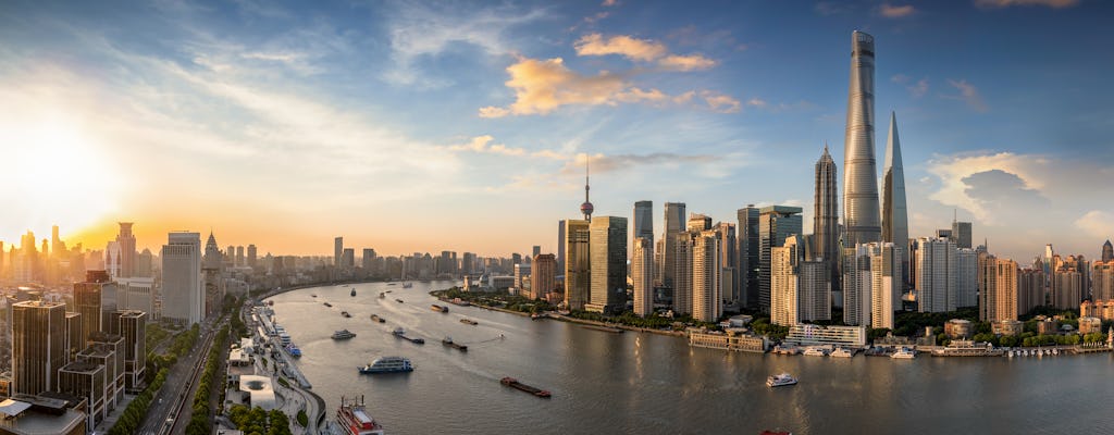 Shanghai art and trends tour with Shanghai Tower visit