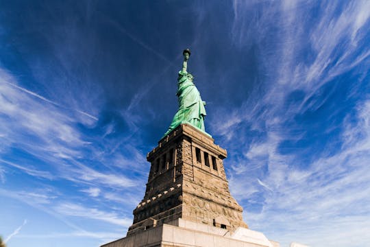 Visita a primera hora a la Estatua de la Libertad y Ellis Island