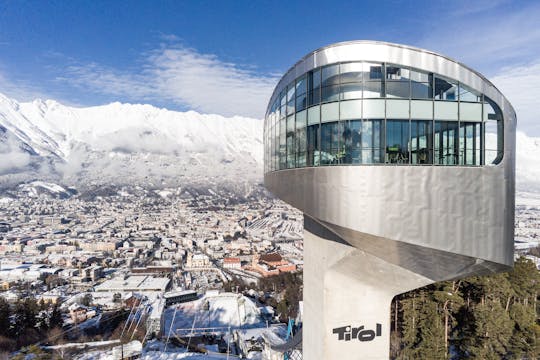 Bilhete de entrada para a arena de salto de esqui Bergisel em Innsbruck