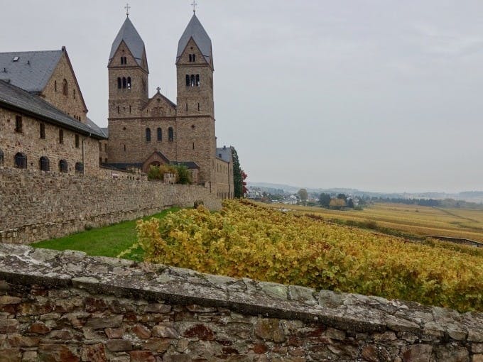 Burgen und Klöster: Ein Besuch im Rheingau Grand Crus