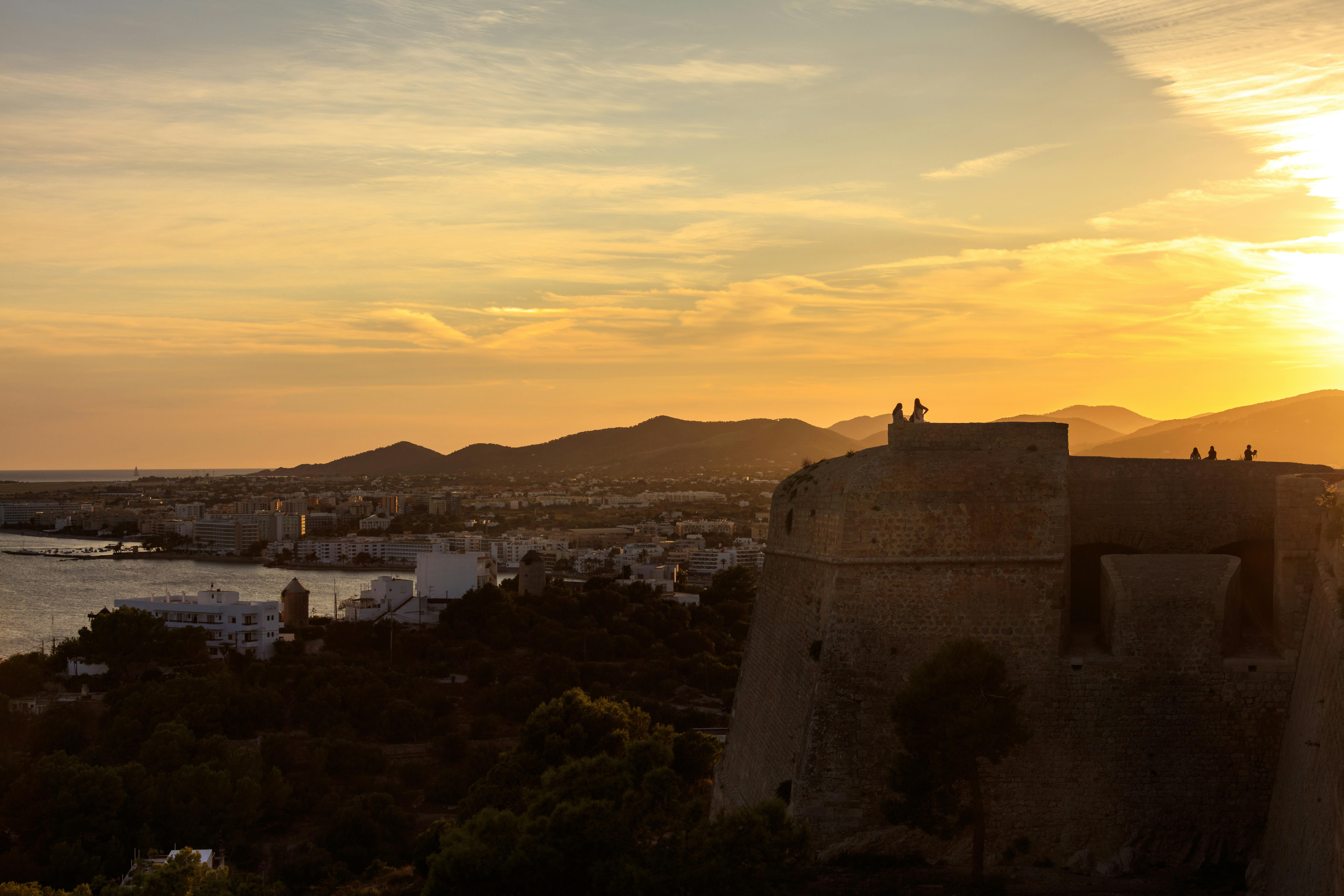 Ibiza Stadt bei Nacht – Kultur und Nightlife
