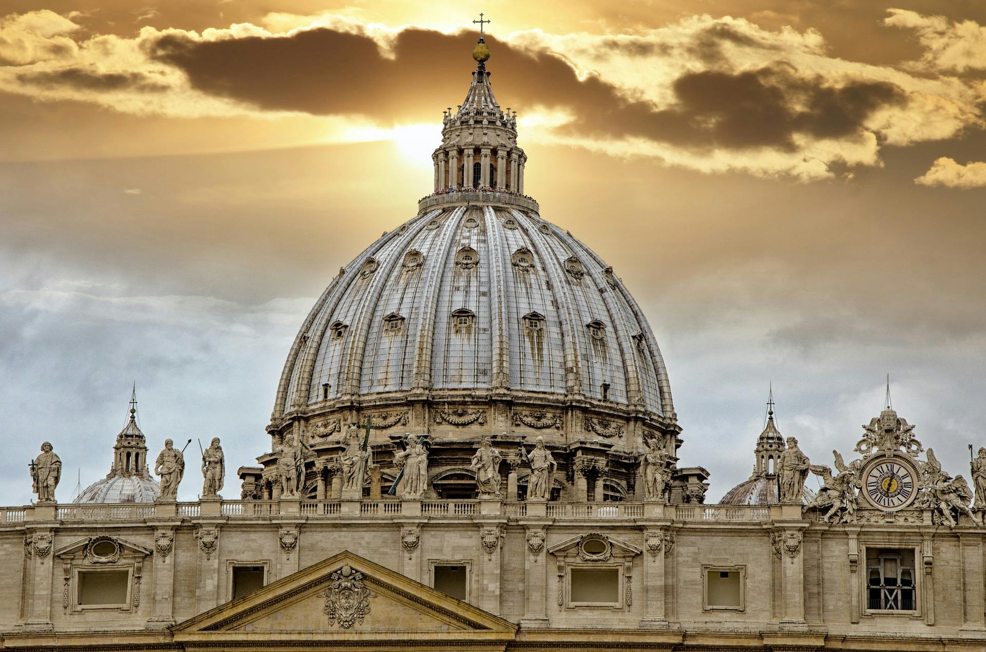 Tour del Vaticano: Museos Vaticanos, y Capilla Sixtina | musement