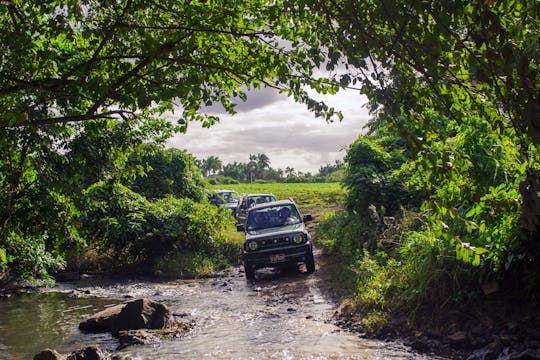 Rij zelf Off-road op de 4x4 Safari Yumuri