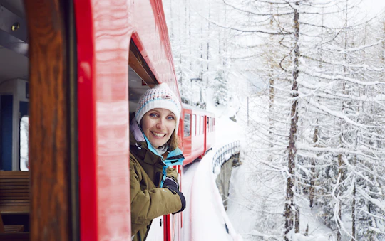 Chamonix Mont Blanc guided bus day trip with mountain train from Geneva