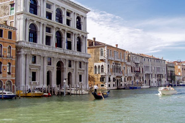 Tour privato di Palazzo Grimani e dei suoi dintorni a Venezia