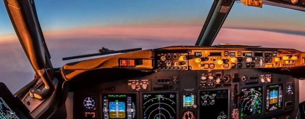 30-minute flight in Boeing B747 flight simulator Cologne